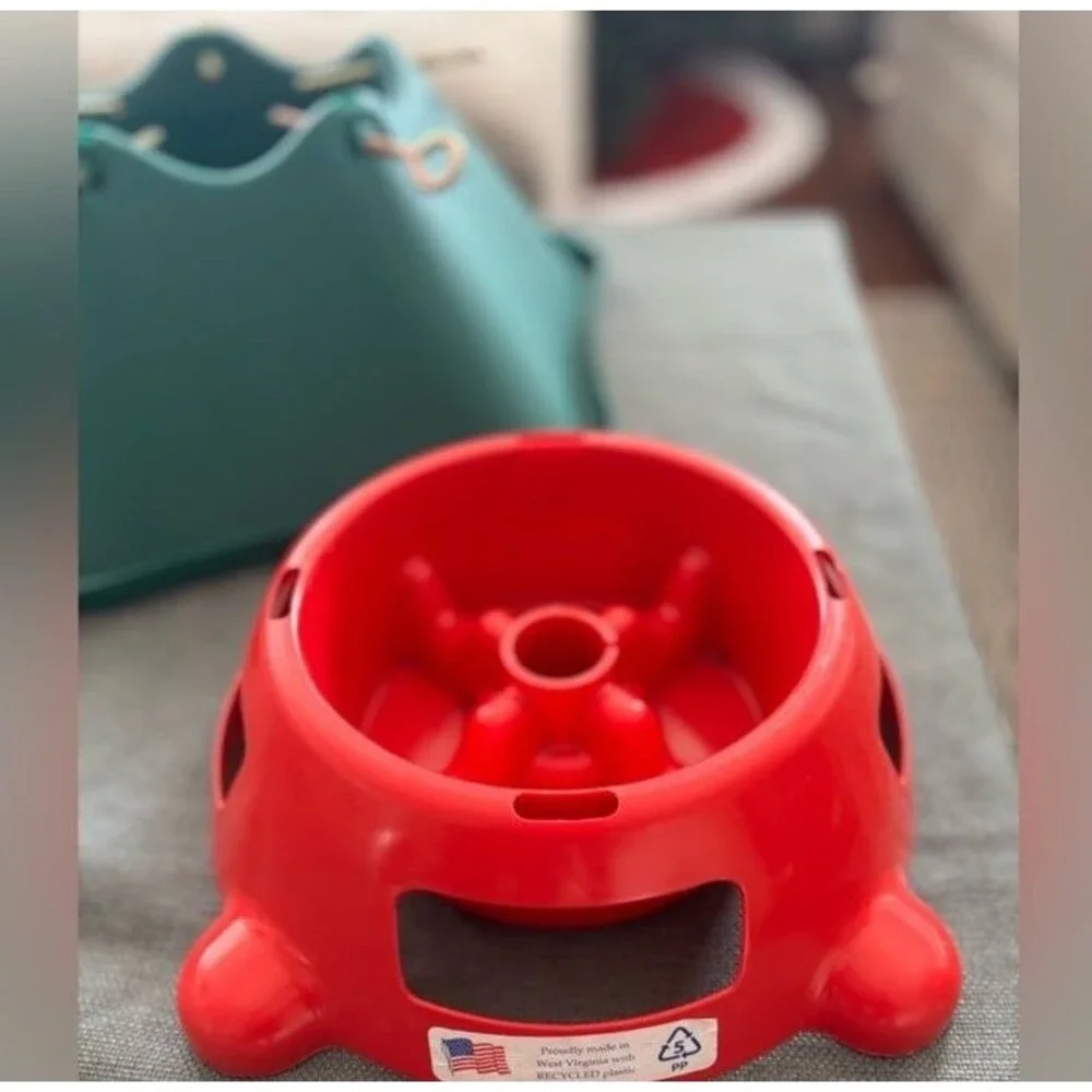 Green & Red Christmas Tree stands